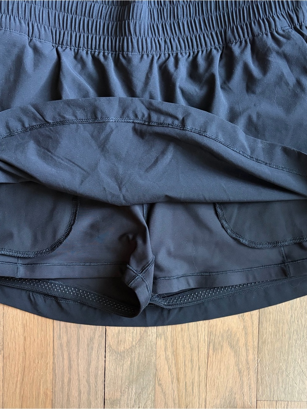 Athleta Women’s Black Elastic-Waist Athletic Skirt, Size Small - Picture 3 of 4